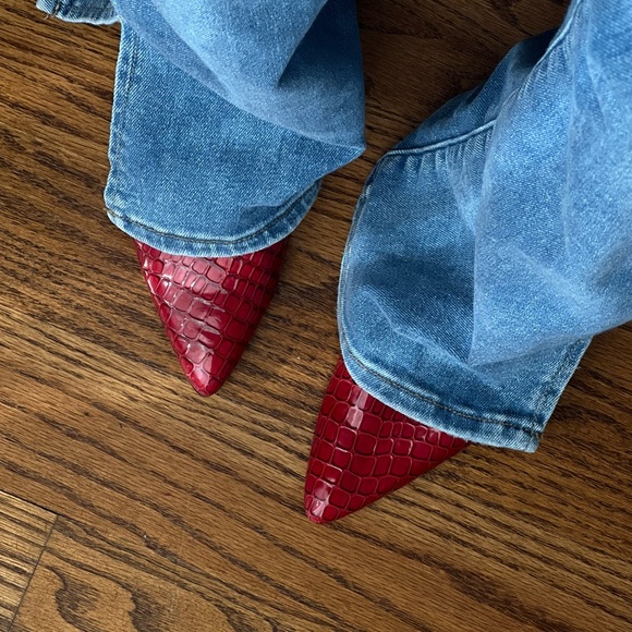 Red Croc-Embossed Pointed Toe Heels - Picture 1 of 8